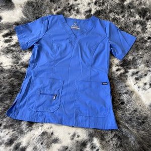 Adar brand scrub top